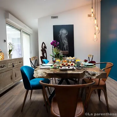 La Parenthese Des Capucins -