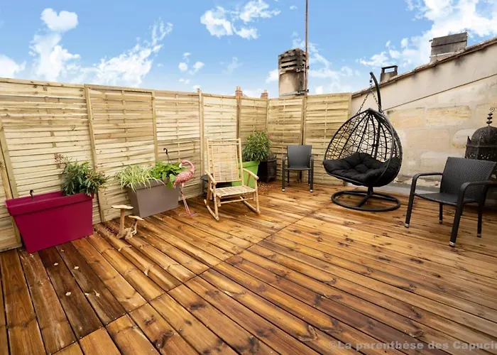 Πανσιόν La Parenthese Des Capucins - 4*