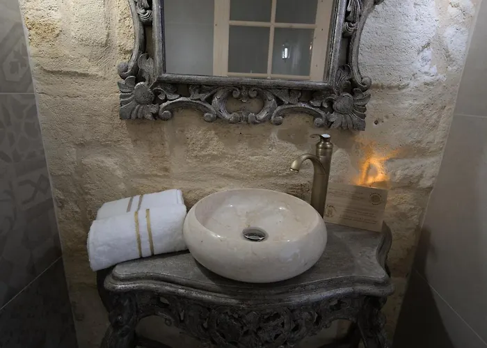 Gasthuis La Parenthese Des Capucins - 4*