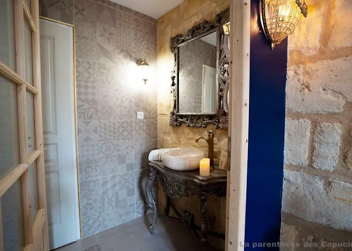 La Parenthese Des Capucins - 4*